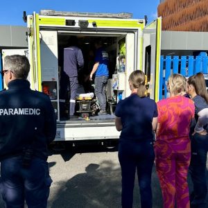 Monash Health staff touring the MSU during National Stroke Week.